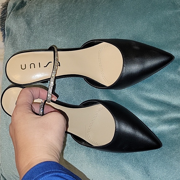 NEW Women's Size 10M beautiful 4  inch heels - Picture 2 of 10